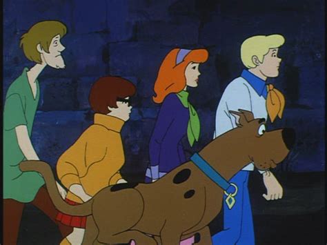 scooby doo where are you hassle in the castle 1 03 scooby doo