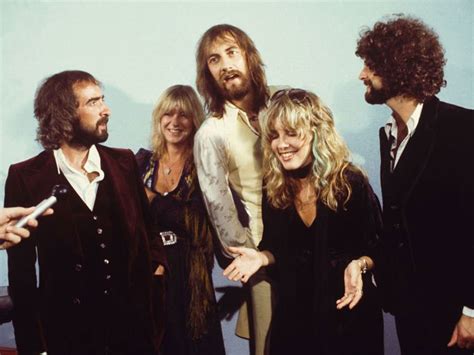 dont stop  years  fleetwood mac   rising   ashes