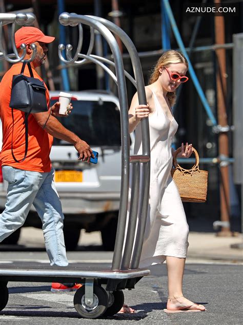 Dakota Fanning Spotted Pulling A Luggage Cart In New York City Aznude