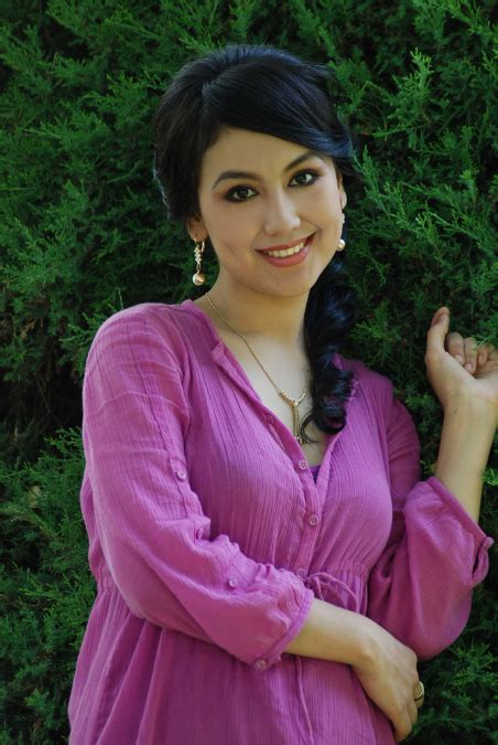 Leha Lehe 10 Wanita Tercantik Uzbekistan