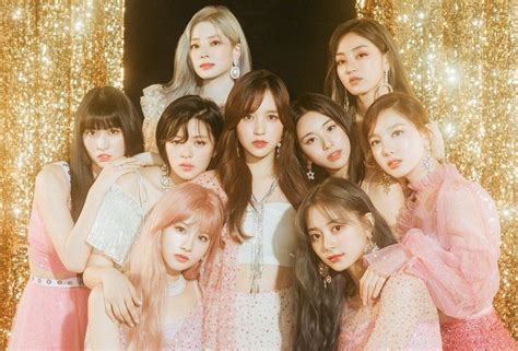 Twice Achieves 7 5 Million Total Album Sales Named By