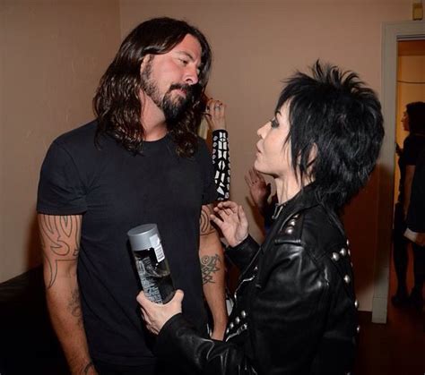 Dave Grohl And Joan Jett Rrhof 2015 Foo Fighters Dave