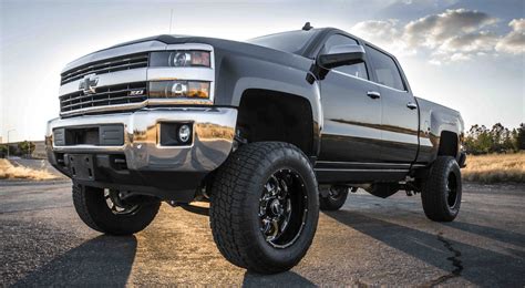lift  pros  cons  lifted trucks  sale car buyer labs