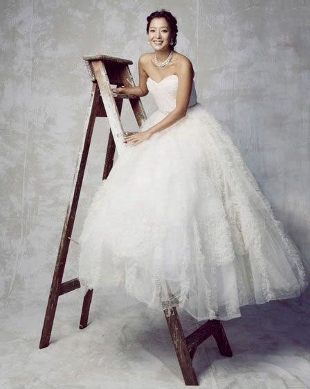 Kim Hee Sun Publishes Wedding Dress Latest Photos Shine