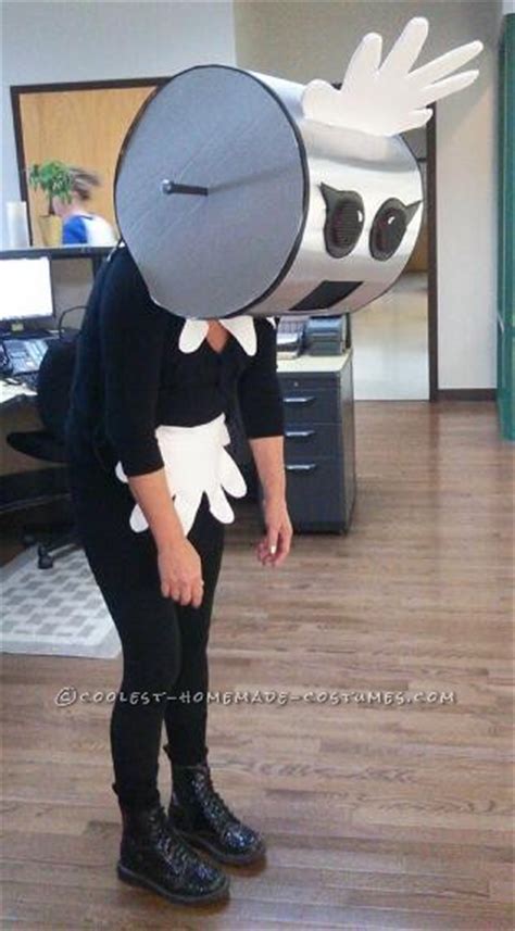 Cool Diy Jetsons Costume Rosie The Robot Comes Out Of