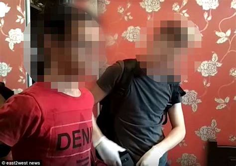 australian police help arrest couple in ukraine who filmed