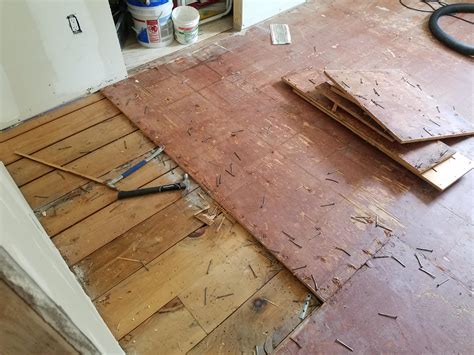 floor proper subfloor  hardwood   renovation home improvement