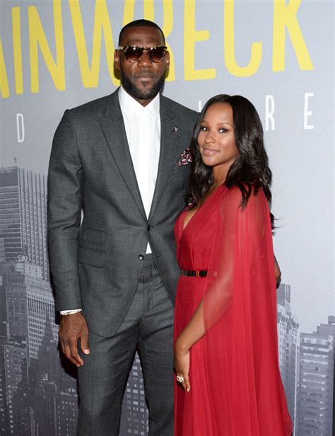 lebron james pays wife savannah a sweet compliment on ig ‘my queen