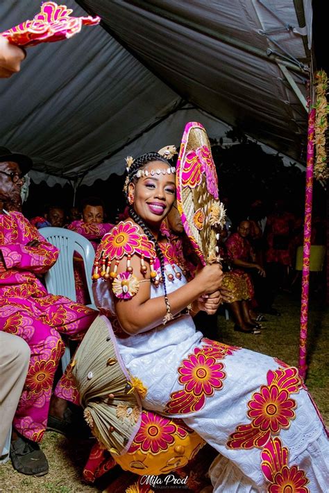 pin  thaty dongo  mariage thatoo african wedding african traditional wedding traditional