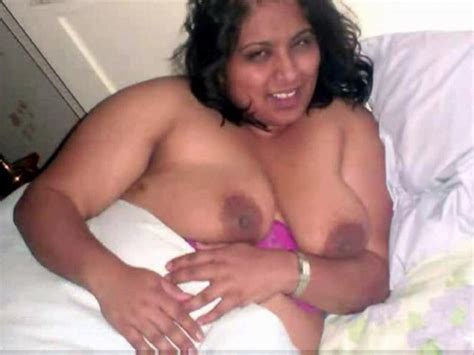 show me your wife noreen asian wife exposing her busty body