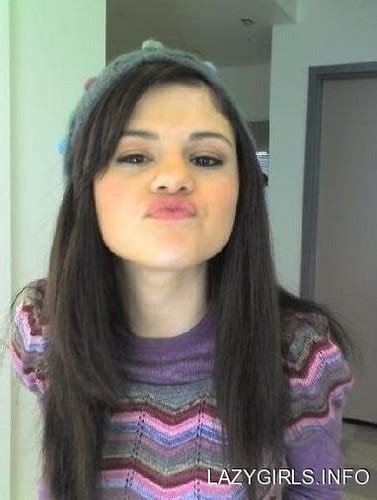 selena gomez images sel blowing kisses xxx wallpaper and background photos 32062513