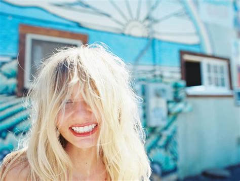 Easy Hairstyles That Will Beat The Heat Mindbodygreen