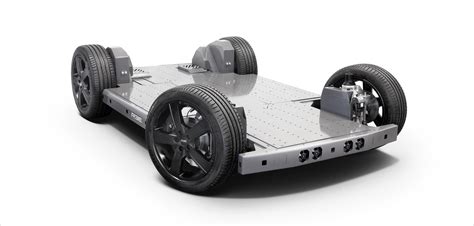 kyb partners  ree automotive  develop  generation modular ev platform electric