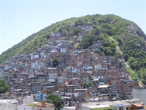 rio de janeiro slums brazil