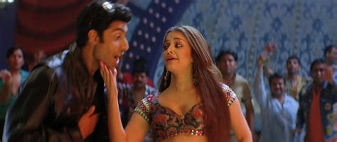 Aishwarya Rai S Item Song Kajra Re Hd Stills From Movie Bunty Aur Babli