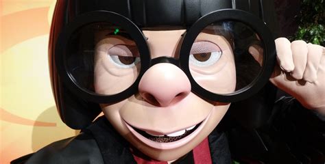 Video A Closer Look At Edna Mode The New Incredibles
