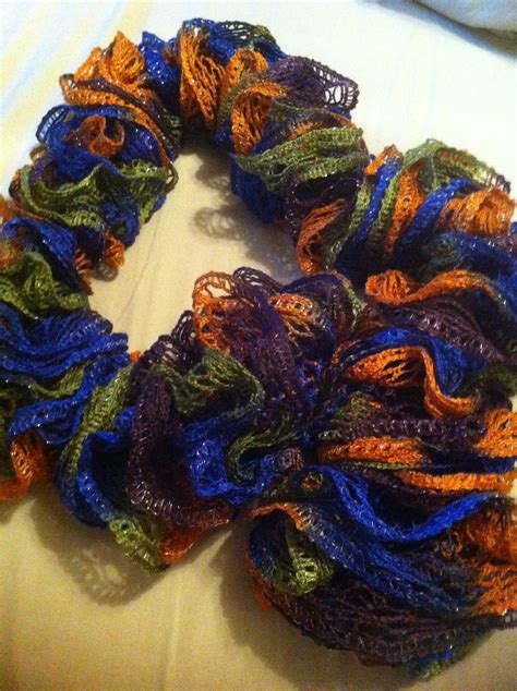 crafting  kc knit ruffle scarf