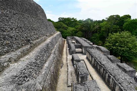 xunantunich mayan ruins  belize history visitor info diy travel hq