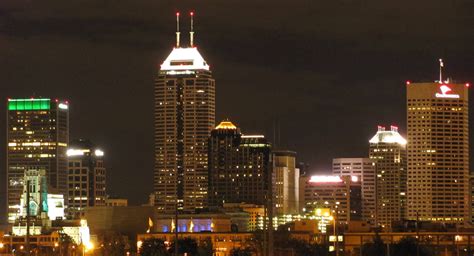 indianapolis skyline  night city  indianapolis places