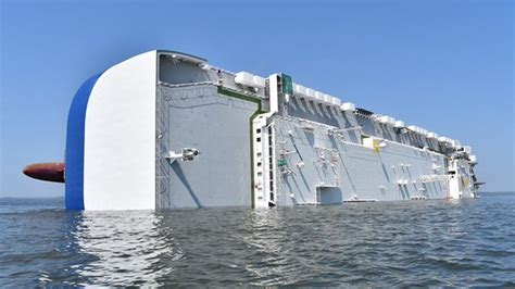 cargo ship hauling   cars capsizes  georgia coast