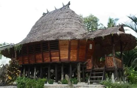 rumah adat suku sumatera utara gambar penjelasannya