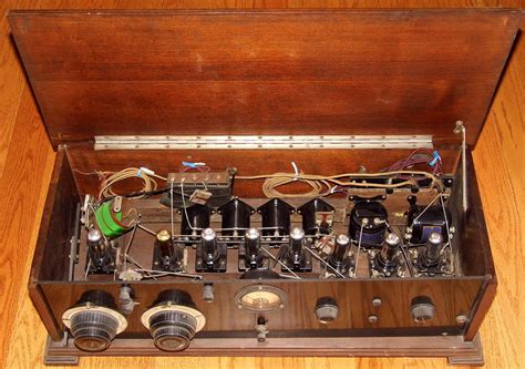 vintage homebrew superhet radio  band  vacuum tubes  remler components including tube