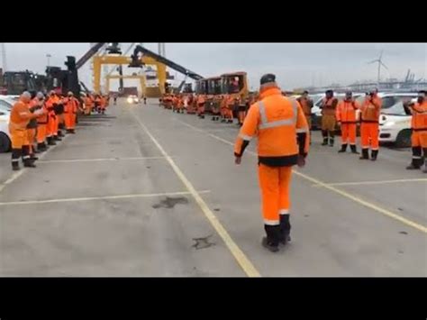 erehaag voor havenarbeider van eerste uur bij aet  januari  youtube