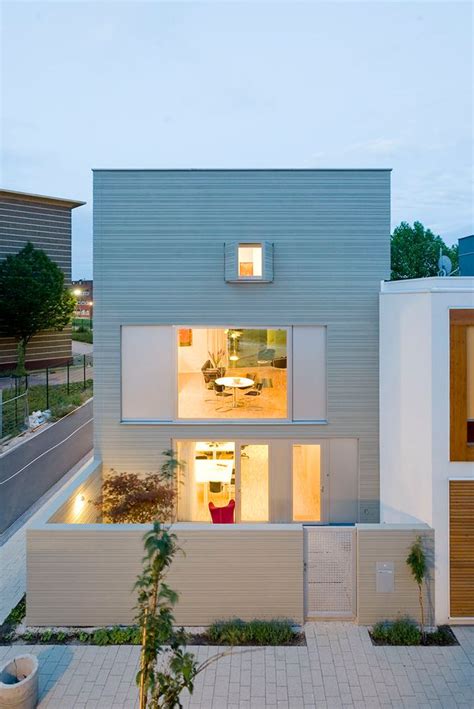 characteristics  modern minimalist house designs esterni casa