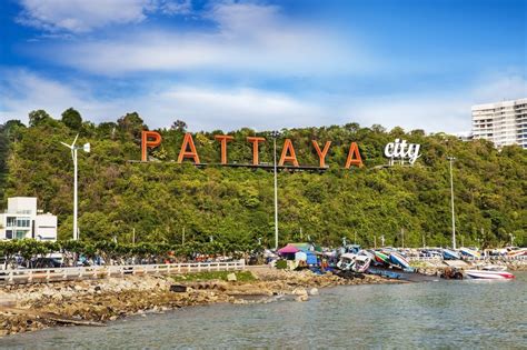 villas  pattaya south thailand  beach access trip