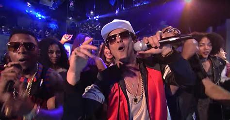 watch bruno mars throw epic dance party on snl rolling stone