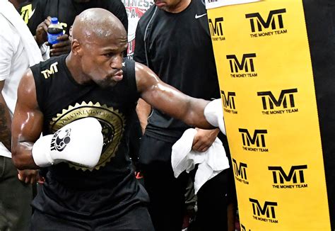 floyd mayweather worried over ring return after recent spate of deaths