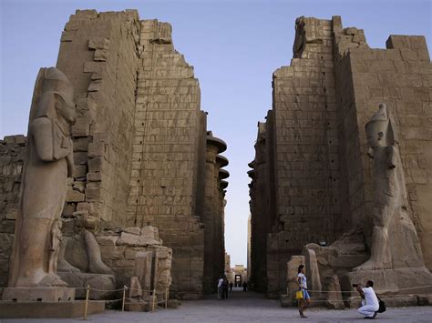 egypt terror attack suicide bomber targets ancient temple  karnak
