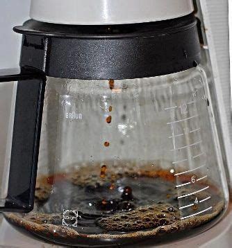 clean  coffee pot  scrubbingfill  reservoir  equal