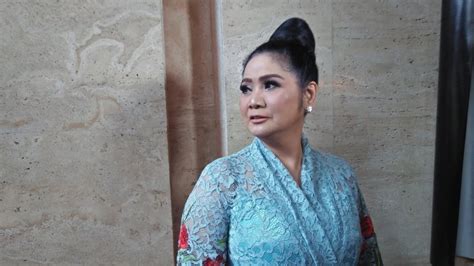 Download Lagu Aku Makin Cinta Vina Panduwinata Lengkap Beserta Chord