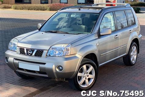 nissan  trail silver  sale stock   japanese  cars exporter