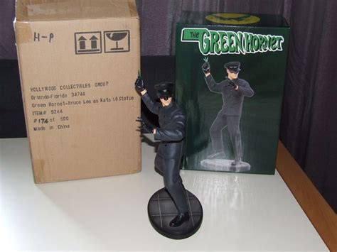 green hornet hollywood collectibles 36 cm bruce lee