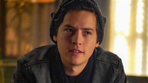 Why Riverdales Jughead Should Be Asexual Like In Archie Comics