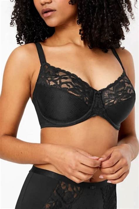 10 Best Bras For Big Boobs Bras For Big Busts Glamour Uk