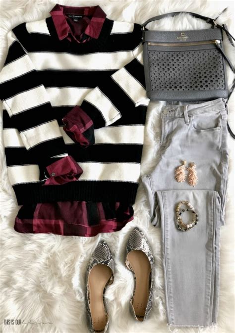 ways  wear  black white striped sweater    bliss