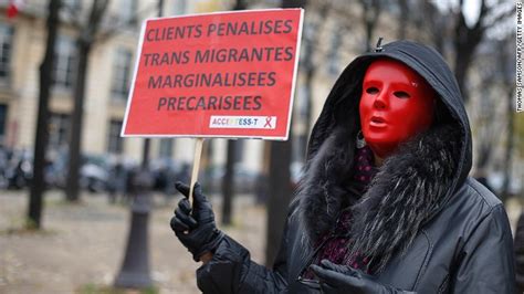 French Lower House Passes Bill To Fine Prostitutes