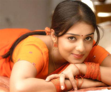 most popular hot pictures hot actress nikhitha bed room photo gallery