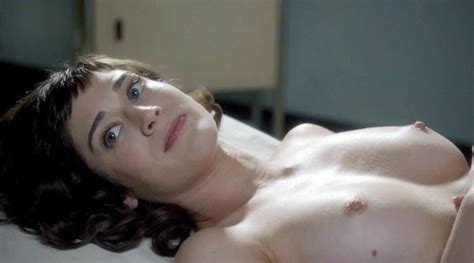 lizzy caplan nude leaked pics porn and sex scenes scandal planet