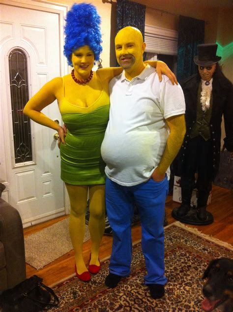 homer and marge from the simpsons halloween costume in