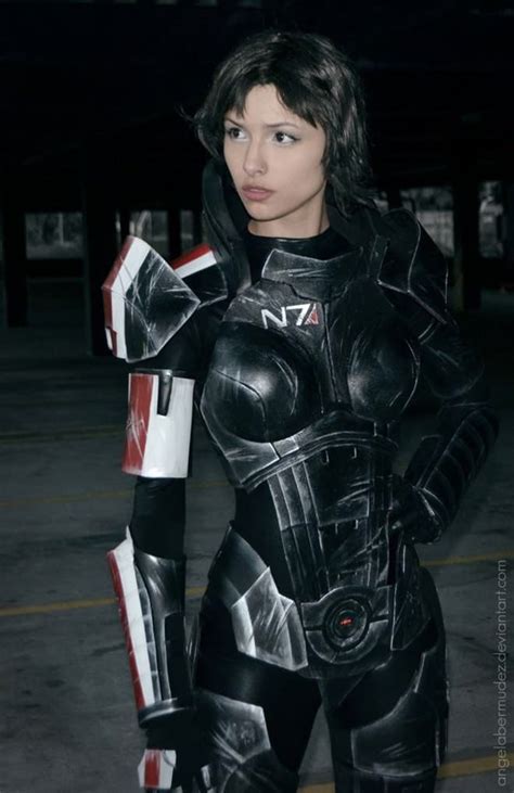 femshep cosplays have to be my favorite of all time cosplay girls