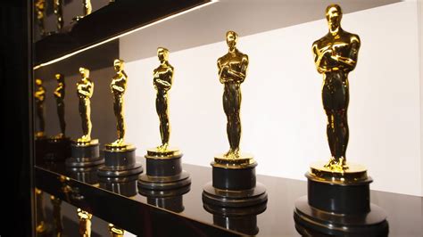 academy awards   oscar statuette   worth  wjetwfxpyoureriecom