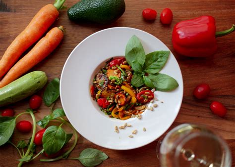vegetarian restaurants  plant based meals honeycombers