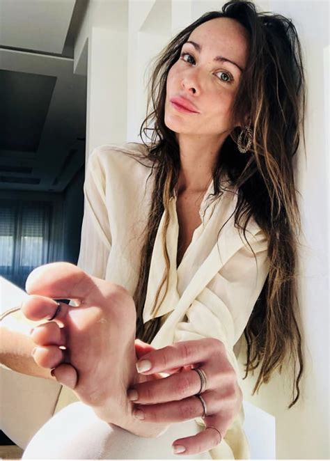 Sexy Milf I Want To Fuck Feet Barefoot Insta Italian 242 Pics