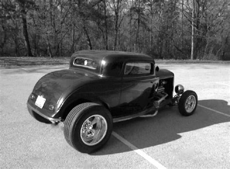 A Chopped 1932 Deuce Hot Rod Trucks Classic Cars 32 Ford