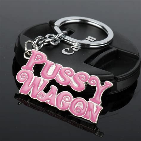 Wholesale High Quality 2017 Hot Movie Kill Bill Pussy Wagon Pendant Key