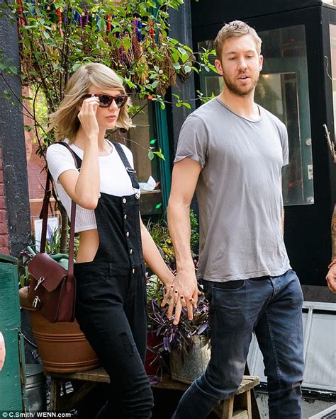 taylor swift s new man joe alwyn seen in steamy sex scene